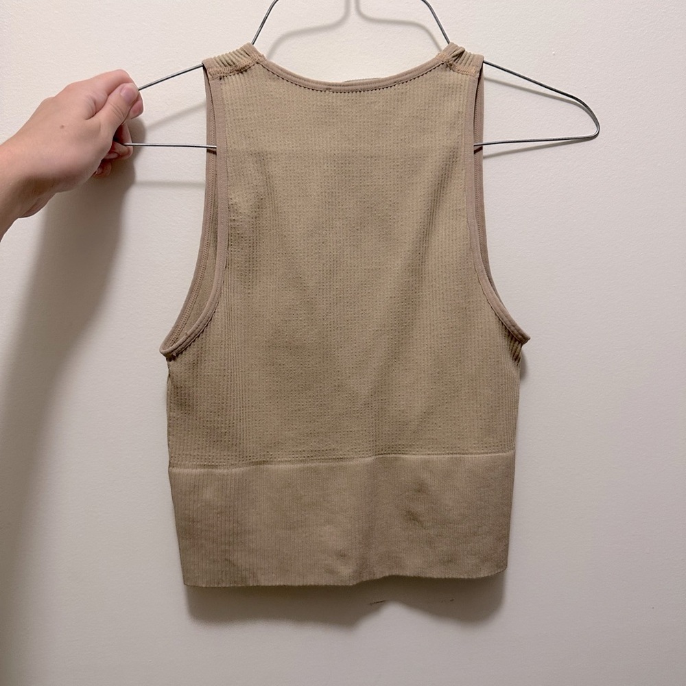 American Threads Tank - Picture 3 of 3